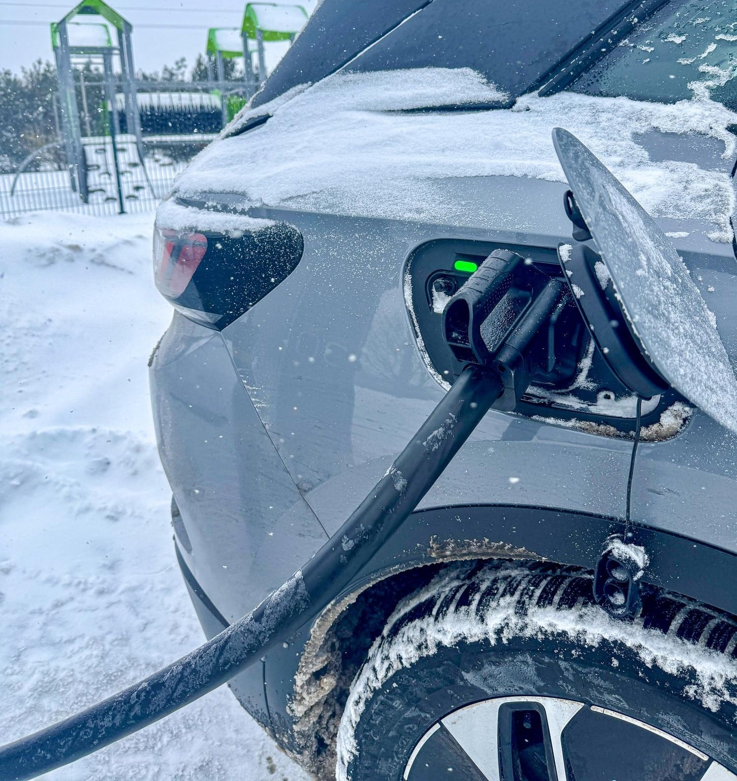 elektroauto skaits aug