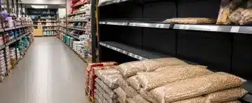 Veikalos parādās granulu iegādes limiti: ko par to saka eksperti?
